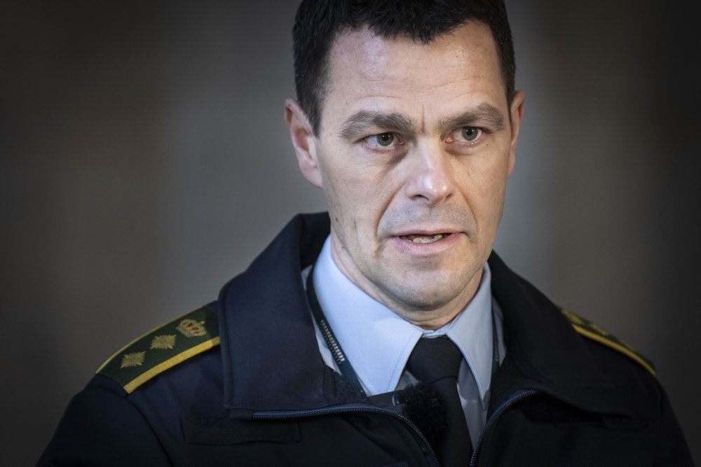 politimand taler 