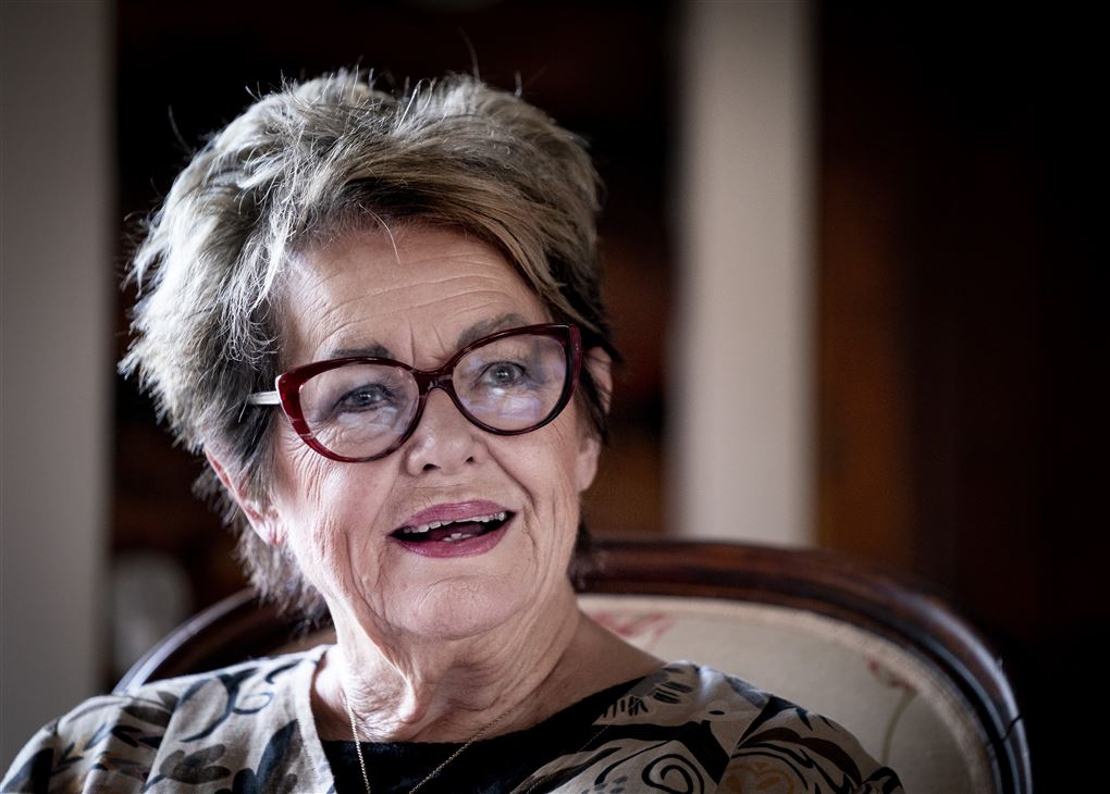 portræt - meget tæt af ghita nørby